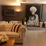 Santiago Hotel