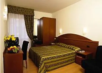 Santiago 3*